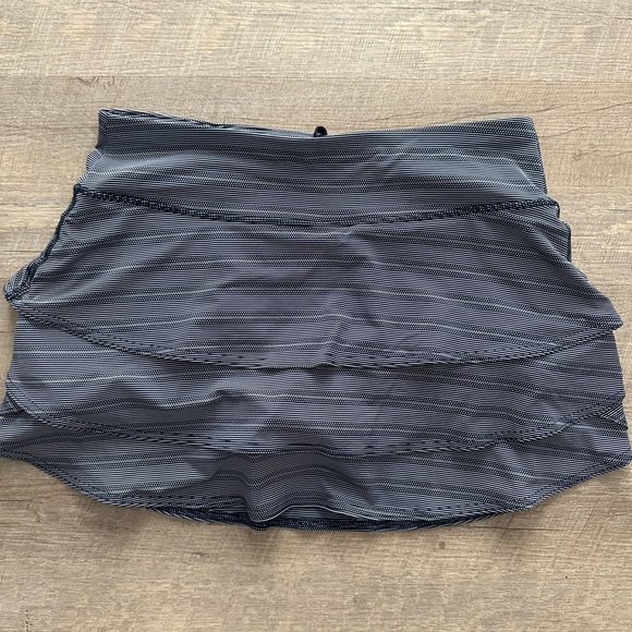 Athleta skirt - Picture 1 of 4